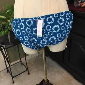 NWT Hot Water Reversible Bikini Bottom ONLY. XL